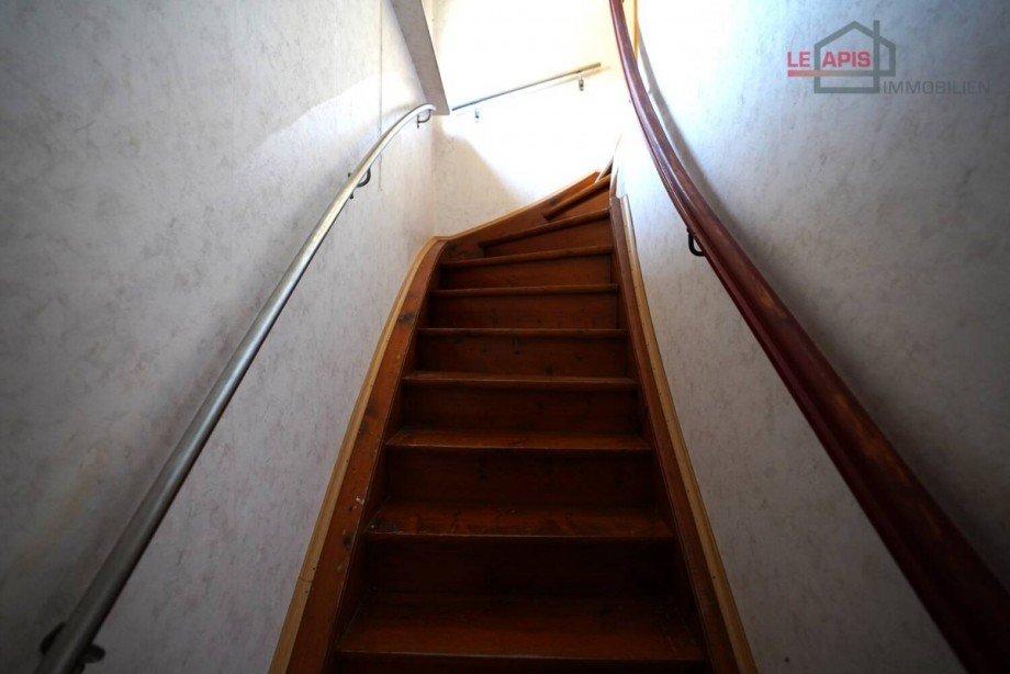 Treppenaufgang zum 1.OG Reihenendhaus Kitzscher