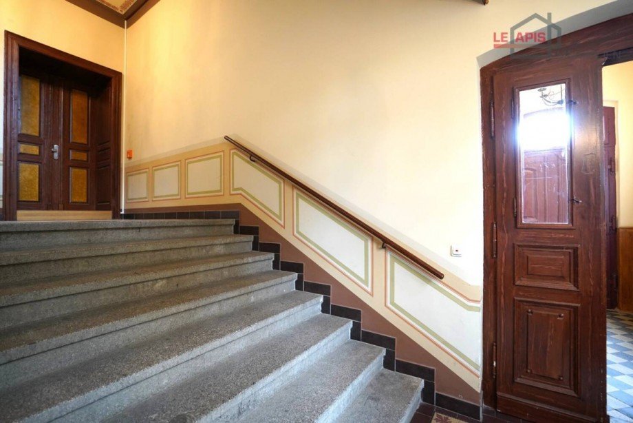 Treppenhaus Bild 2 Etagenwohnung Markkleeberg