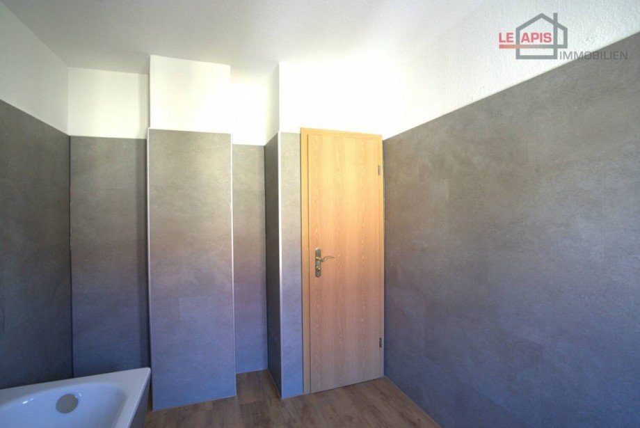 Tageslichtbad Etagenwohnung B�hlen