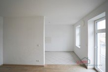 Wohnzimmer mit offener Kche Tolle 3-RWG mit Balkon und Tageslichtbad mit Dusche UND Badewanne!