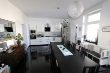 Wohn-/ Essbereich +++SMART (HOME)  WOHNEN- LUXUS PUR IM SCH�NEN SOLINGEN- INKL: EBK, LOGGIA BALKON UND EDLER AUSSTATTUNG+++