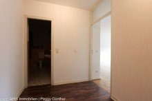 Diele / Flur +++SCH�NE 2-RWG MIT EBK UND BALKON MIT HERRLICHER AUSSICHT IN DIE NATUR+++