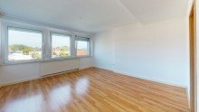Schlafzimmer ++++SCHNE GROZGIGE 3-RWG MIT EBK IM ZENTRUM VON TORGAU - NEU GEMALERT+++