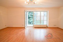 Wohnzimmer +++ATTRAKTIVE 2-RWG IM 1.OG MIT BALKON, AR U. TAGESLICHTBAD IM BELIEBTEN RTCHEN HOHENHEIDA+++