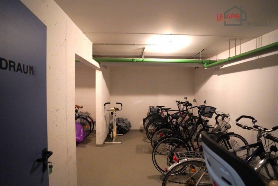 Fahrradraum 2 Dachgeschosswohnung Leipzig/ Lausen