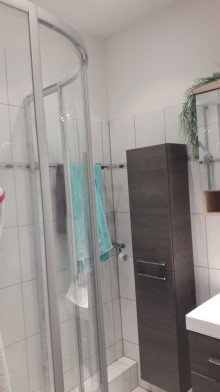 Eckdusche +++EIGENTUMSTRAUM MIT RIESIGEM GARTEN+++