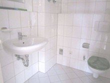 Bad +++DACHGESCHOSS-MAISONETTE IM LEIPZIGER NORDOSTEN 2-RWG MIT DACHTERRASSE UND BLICK INS GR�NE+++