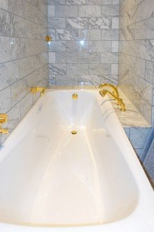 Masterbad +++ERSTBEZUG N. SAN.-TOP 3-RWG VOLLMBLIERT IN DUISBURGS BESTER LAGE MIT 2 BALKONEN, EBK UND GARTEN+++