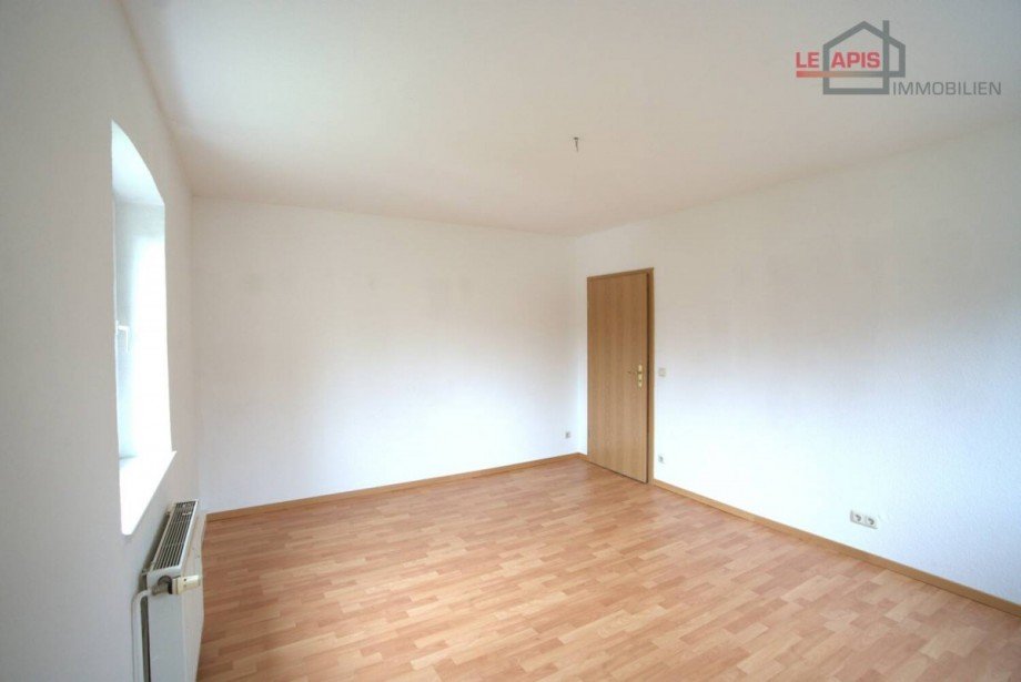 Zimmer 2 Bild 2 Etagenwohnung B�hlen