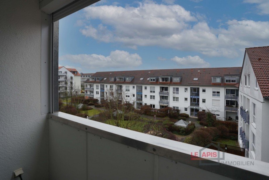 Balkonausblick Dachgeschosswohnung Leipzig / Lausen