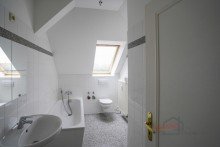 Masterbad +++ CHARMANTE 2-RWG MIT EBK, TAGESLICHTBAD UND LOGGIA IM SCH�NEN STADTTEIL LPZ. GROSSZSCHOCHER +++