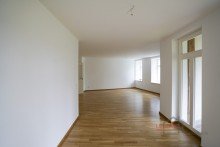 Wohnzimmer NAH AM SEE - HELLE 4-R-EG-WG MIT TAGESLICHTBAD, GSTE-WC UND STELLPLATZ IM BEGEHRTEN MARKKLEEBERG