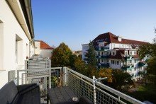 DSC00015 ATTRAKTIVE 2-RWG MIT BALKON IN GRNER LAGE VON LPZ.-WAHREN