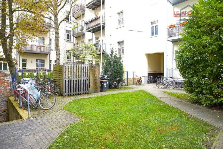 Gartenbereich Durchgang zum Hinterhaus Etagenwohnung Leipzig