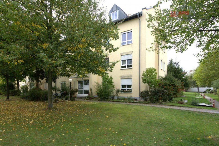 Hausansicht hinten m. Gartenbereich Etagenwohnung Leipzig