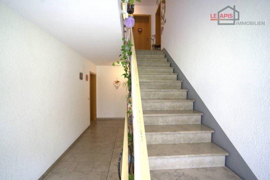 Treppenhaus Eingangsbereich Etagenwohnung Leipzig