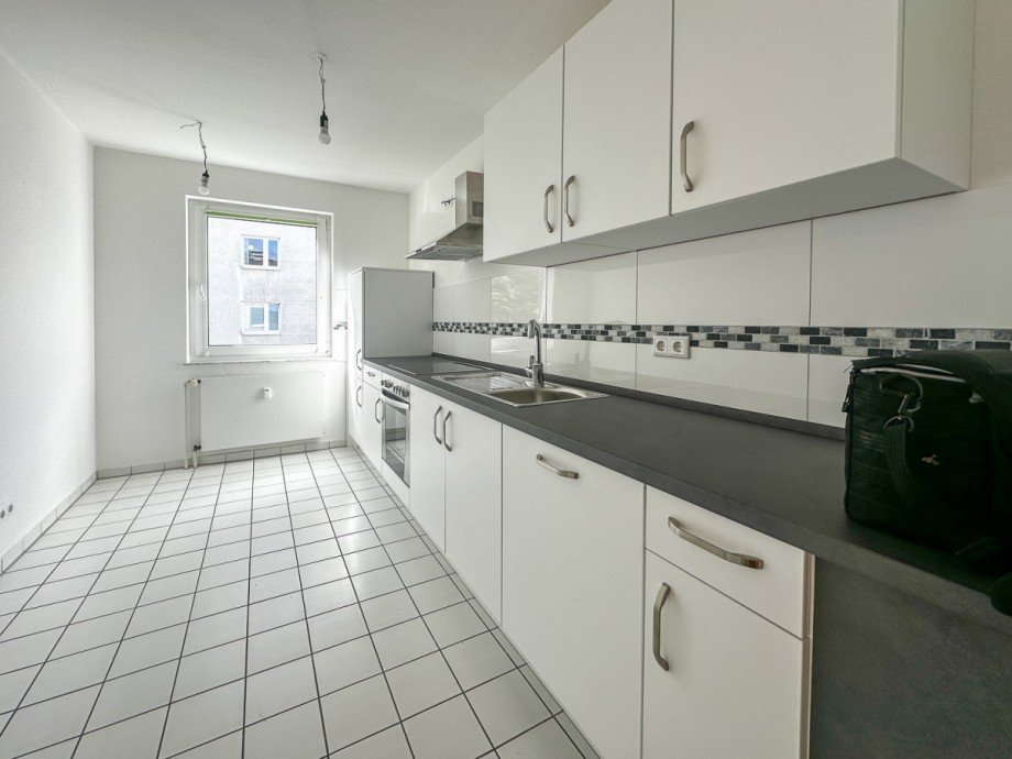 K�che mit EBK Bild 1 Etagenwohnung Bonn / Muffendorf