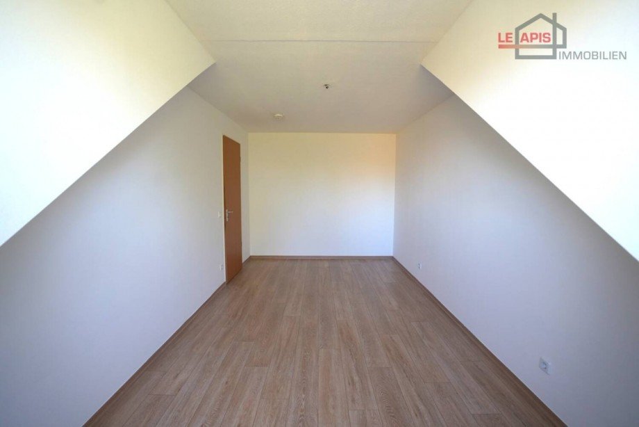 Schlafzimmer 2 Dachgeschosswohnung Leipzig/ Lausen