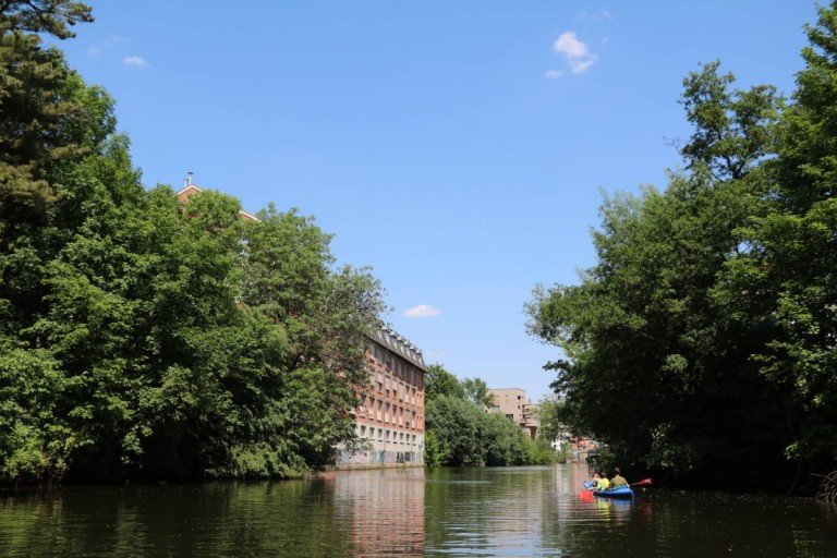 AdobeStock_210075841 Leipzig / Schleuig - Schleuig Etagenwohnung +++SE 2-RWG MIT ABSTELLRAUM IM BEGEHRTEN STADTTEIL LEIPZIG-SCHLEUIG+++