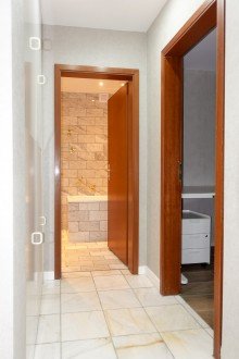 Zwischenflur +++ERSTBEZUG N. SAN.-TOP 3-RWG VOLLMBLIERT IN DUISBURGS BESTER LAGE MIT 2 BALKONEN, EBK UND GARTEN+++