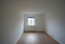 Schlafzimmer +++ TOLLE, LICHTDURCHFLUTETE  2-RWG INKL.  EINBAUKCHE IM BELIEBTEN MARKRANSTDT+++