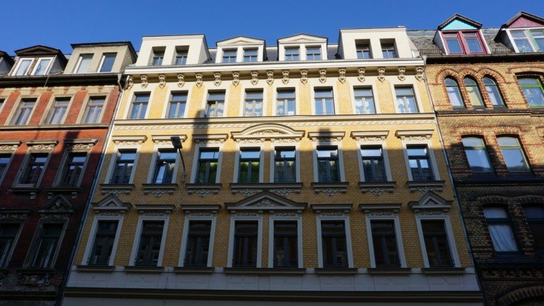 Aussenansicht Leipzig / Altlindenau Etagenwohnung +++FRISCH RENOVIERT HOCHWERTIGE 4-RWG MIT BALKON, FUSSBDHZG, GESPACHTELTE WNDE+++