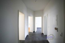 Diele / Flur +++ERSTB. N.SAN.- 2-RWG M. TAGESLICHTBAD INKL. WANNE U. DUSCHE IM BEGEHRTEN STADTTEIL LPZ.-LEUTZSCH+++