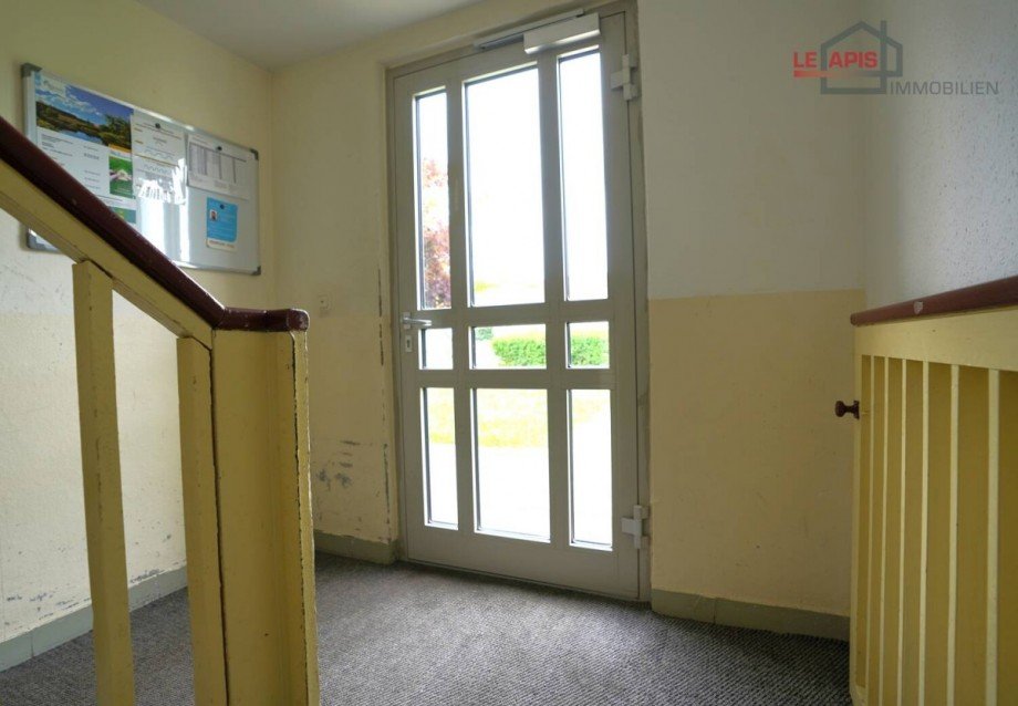 Eingangsbereich Treppenhaus Etagenwohnung Bhlen
