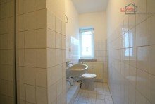 Bad ATTRAKTIVE 2-RWG MIT BALKON U. HOBBYRAUM (DACHBODEN) IN GRNER U. BELIEBTER LAGE VON LPZ.-WAHREN