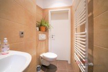 G�ste WC +++EINE GANZE ETAGE IN EINER VILLA IN EUTRITZSCH-TOP-AUSTATTUNG, 2 B�DER, PARKETT+++