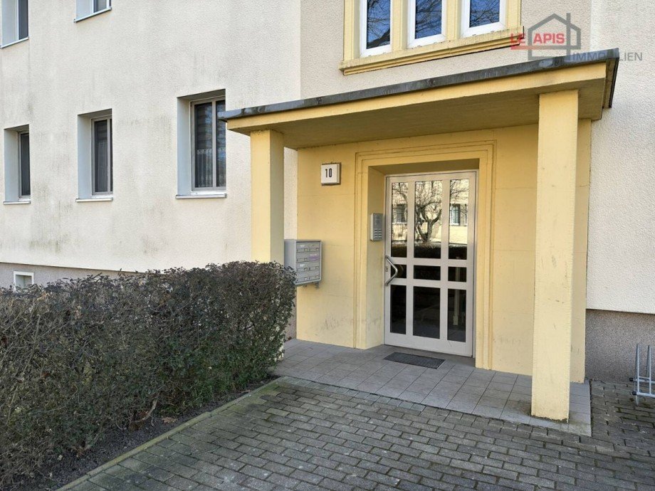 Hauseingangsbereich Etagenwohnung B�hlen