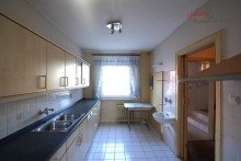 Kche ENTZCKENDES REIHENENDHAUS M. POTENZIAL IN RUHIGER U. BELIEBTER LAGE V. KITZSCHER