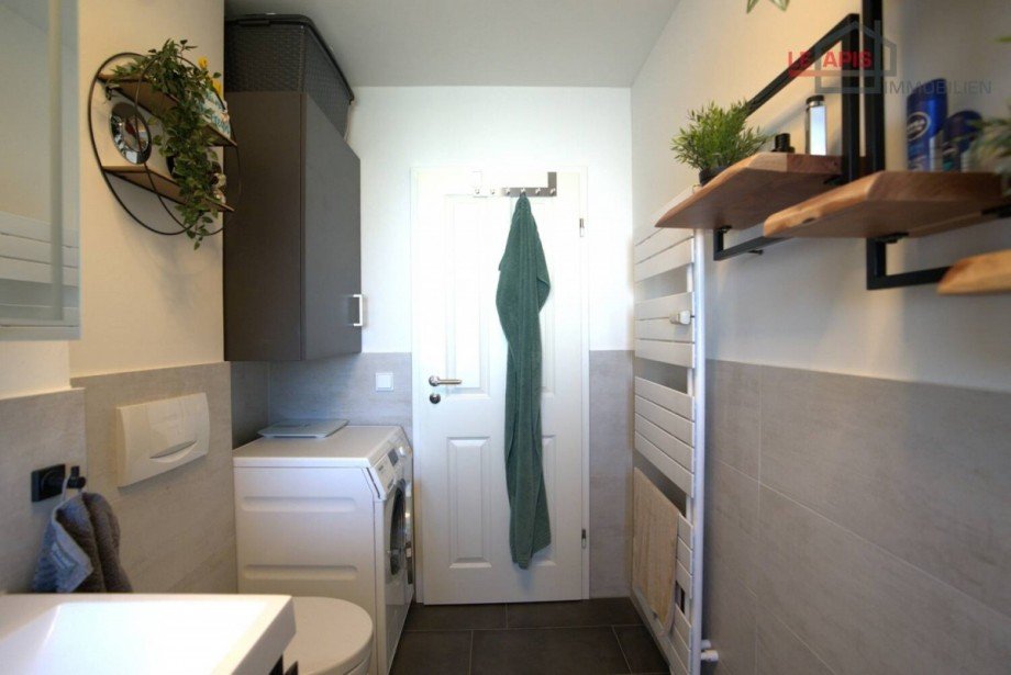 Tageslichtbad Bild 2 Etagenwohnung Leipzig