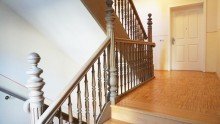 Treppenhaus +++FRISCH RENOVIERT HOCHWERTIGE 4-RWG MIT BALKON, FUSSBDHZG, GESPACHTELTE W�NDE+++