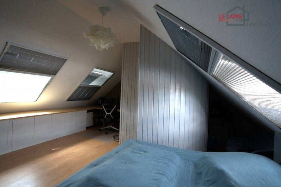 Schlafzimmer obere Ebene m. B�robereich (2. Eingangst�r v. Treppenhaus) Maisonettewohnung Leipzig / Liebertwolkwitz