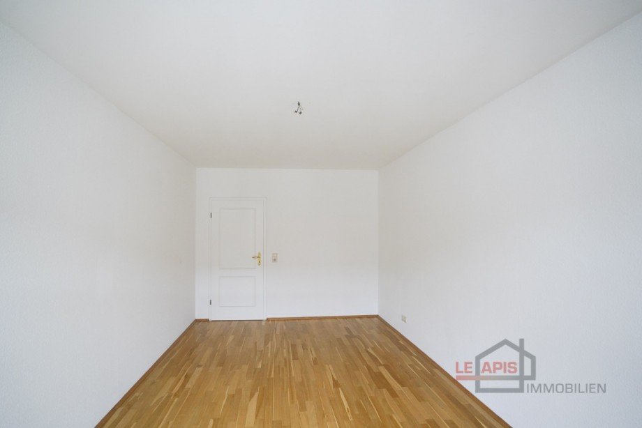Wohnzimmer Dachgeschosswohnung Leipzig / Gro�zschocher