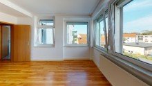 Schlafzimmer ++++SCHNE GROZGIGE 3-RWG MIT EBK IM ZENTRUM VON TORGAU - NEU GEMALERT+++