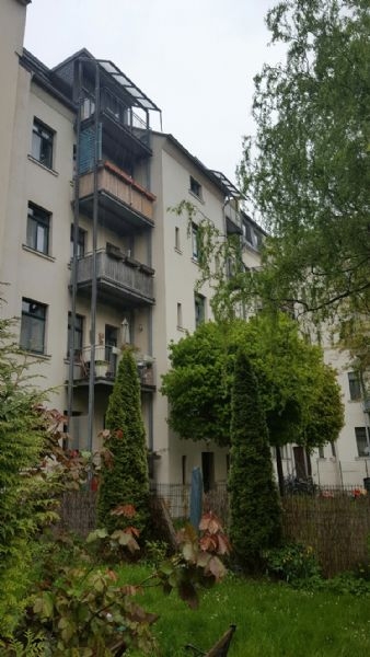 Hausansicht hinten Etagenwohnung Leipzig / Schleuig