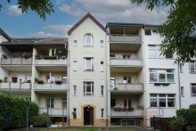 Hausansicht +++ CHARMANTE 2-RWG MIT EBK, TAGESLICHTBAD UND LOGGIA IM SCH�NEN STADTTEIL LPZ. GROSSZSCHOCHER +++