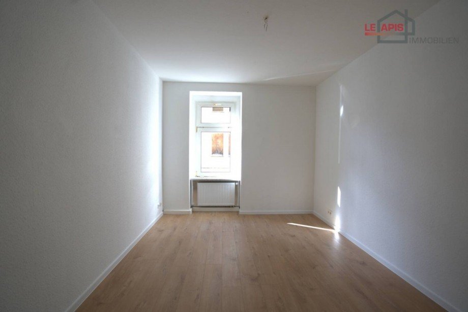 Zimmer 1 Bild 2 Erdgeschosswohnung Zwenkau