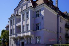 Hausansicht +++IDYLLISCHE 4-RWG M. TAGESLICHTBAD, AR, GSTE-WC U. BALKON IM BELIEBTEN LPZ.-LEUTZSCH+++