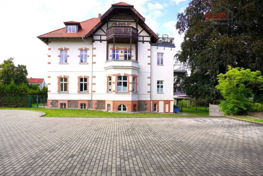 Hausansicht Bild 2 Etagenwohnung Markkleeberg