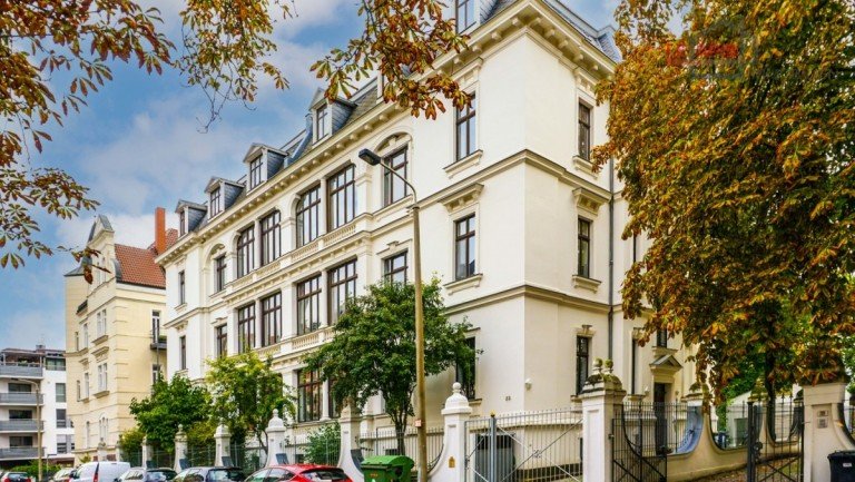 Hausansich Leipzig / Gohlis Etagenwohnung +++Auergewhnliche 5-RWG m. EBK, Kamin, Wintergarten u. Balkon im beliebten Stadtteil Gohlis-Sd+++