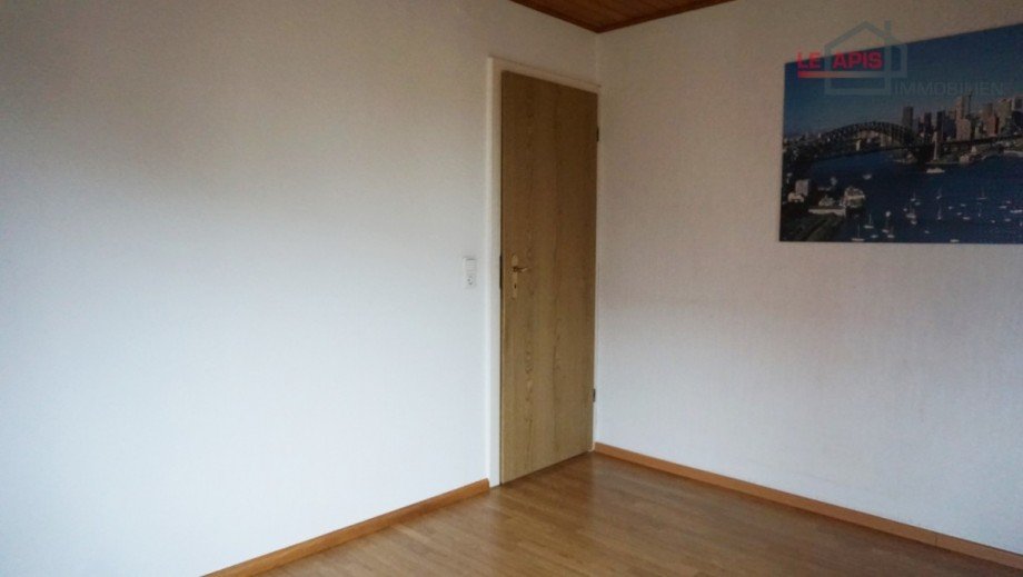 obere Etage 1.OG Schlafzimmer Doppelhaush�lfte Gro�p�sna