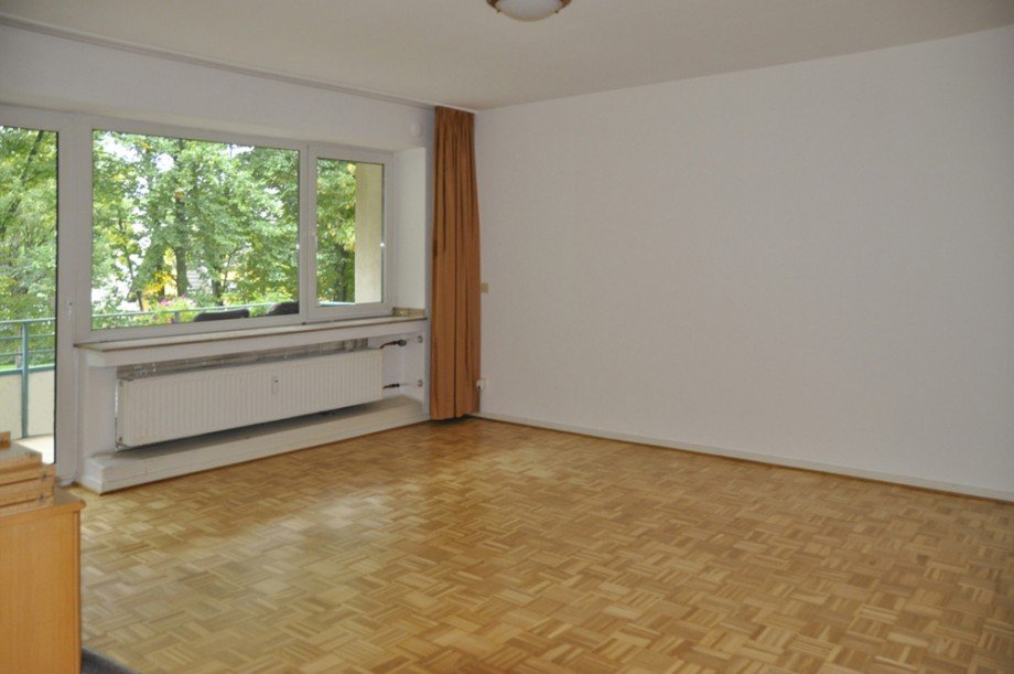 Wohnzimmer Etagenwohnung Hilden / Kalstert