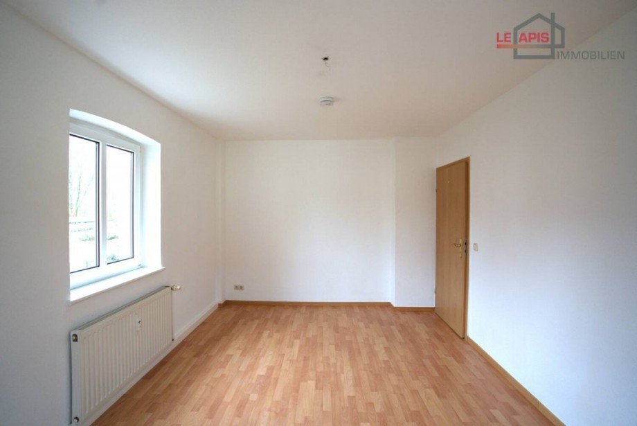Zimmer 2 Bild 3 Etagenwohnung B�hlen