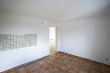 Kche +++ATTRAKTIVE, HELLE 3,5-RWG MIT TAGESLICHTBAD INKL. WANNE/ DUSCHE UND DACHTERRASSE IM BELIEBTEN ZWENKAU+++