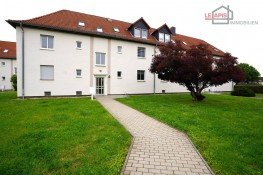 Hauptbild +++GEMTLICHE, RENOVIERTE 2-RWG IM CHARMANTEN BHLEN M. WOHNKCHE, TAGELICHTBAD U. PKW-STELLPLATZ+++