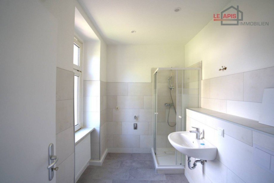 Bad Bild 2 Erdgeschosswohnung Zwenkau