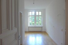 Wohnzimmer +++TOLLE MODERNISIERTE 2-R- EG-WG  IM BACHVIERTEL MIT TOLLER AUSSTATTUNG+++